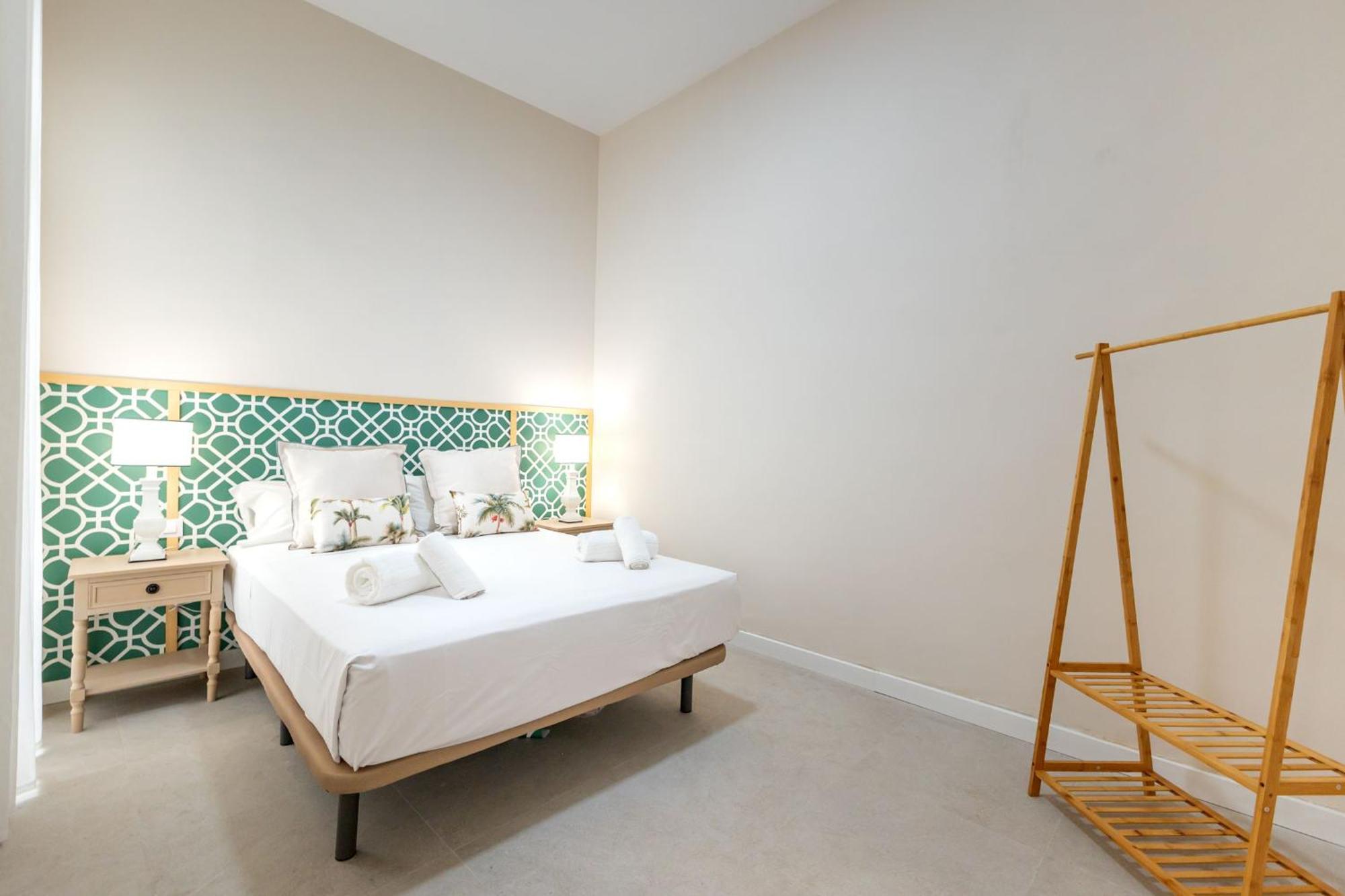 Rt41 Triana Deluxe Apartman Sevilla Szoba fotó