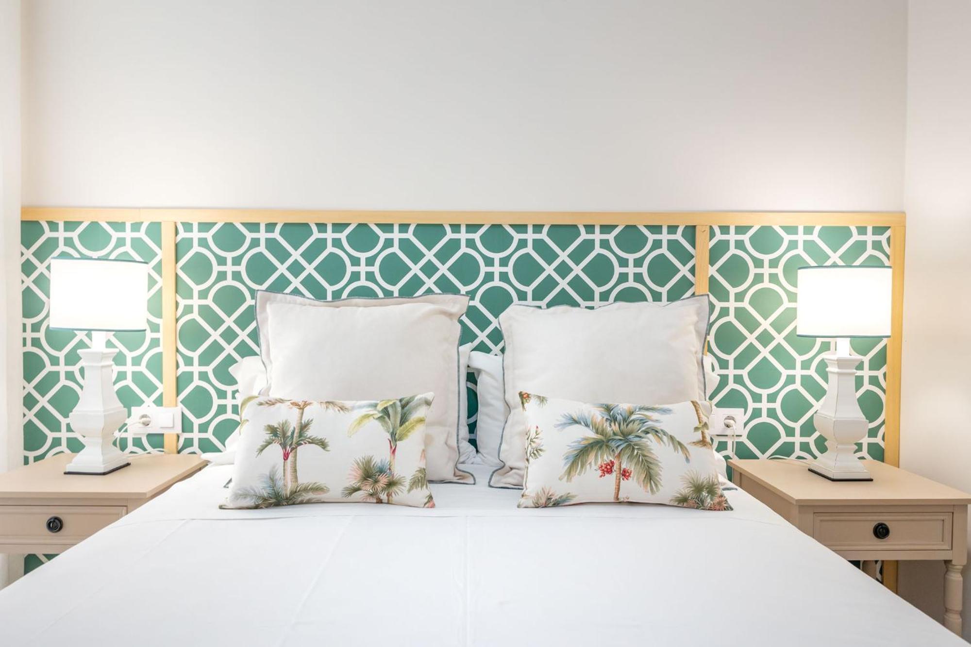Rt41 Triana Deluxe Apartman Sevilla Kültér fotó