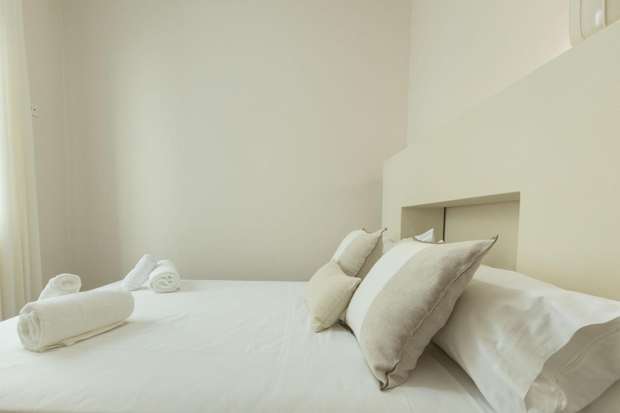 Rt41 Triana Deluxe Apartman Sevilla Szoba fotó