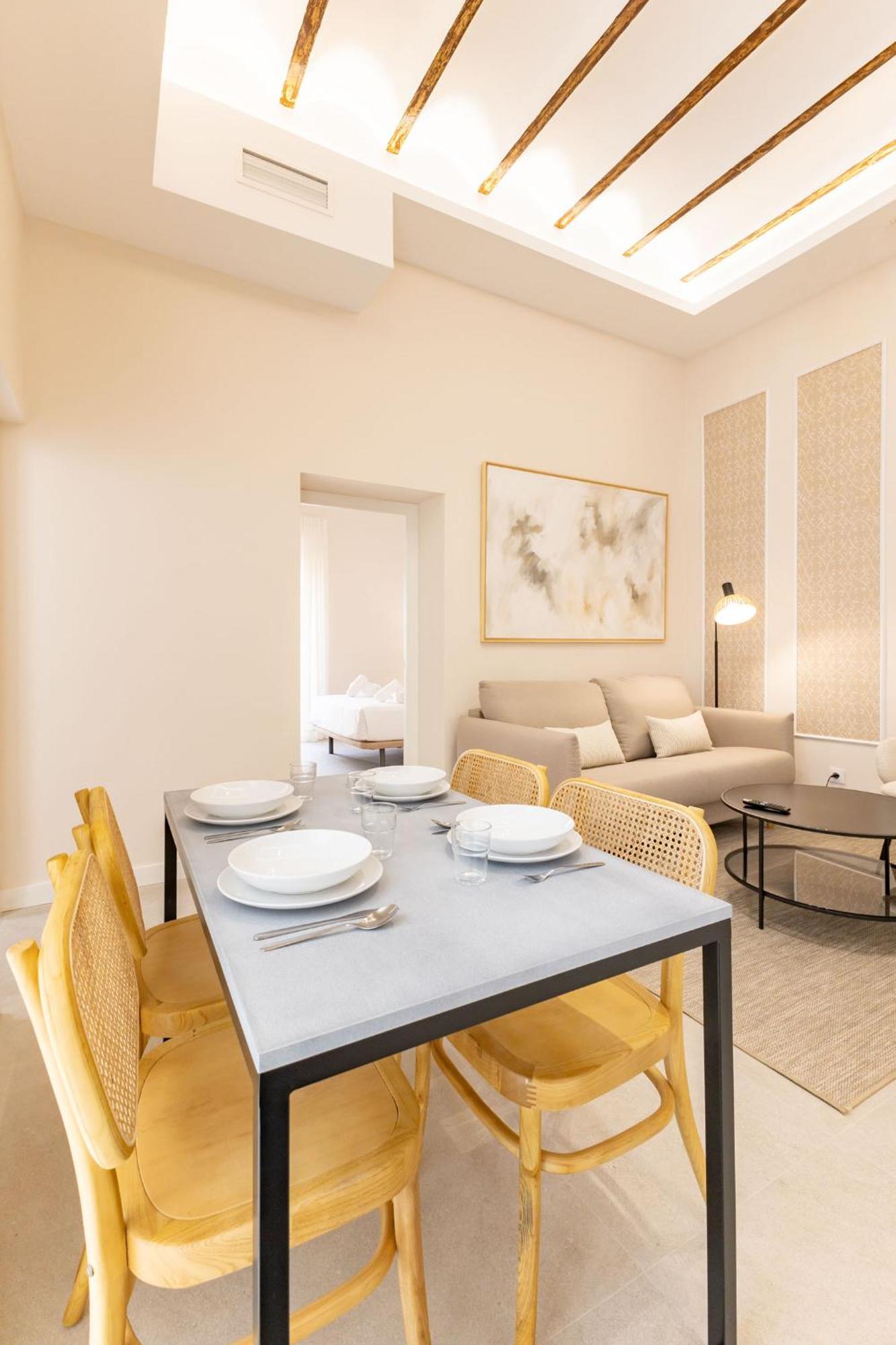 Rt41 Triana Deluxe Apartman Sevilla Szoba fotó