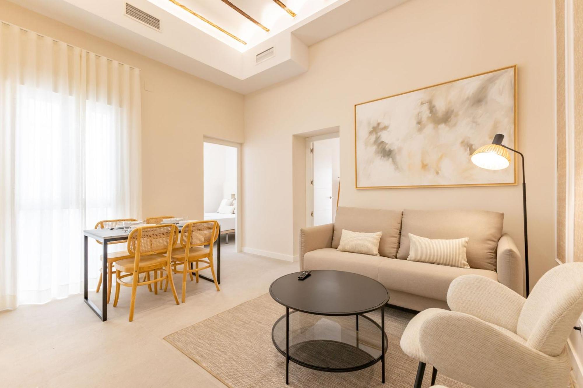 Rt41 Triana Deluxe Apartman Sevilla Szoba fotó