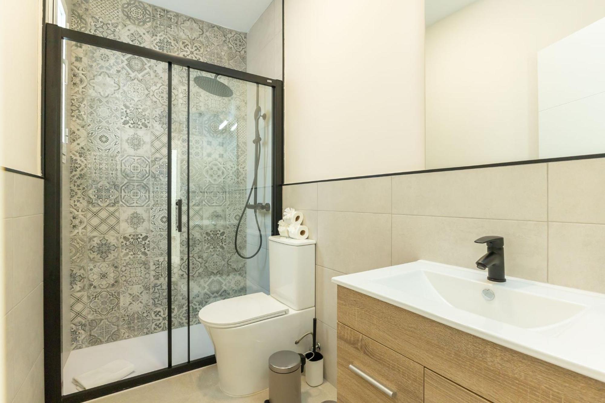 Rt41 Triana Deluxe Apartman Sevilla Kültér fotó